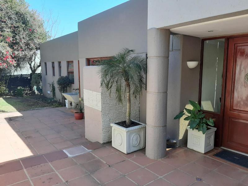 To Let 3 Bedroom Property for Rent in Cedar Lakes Gauteng