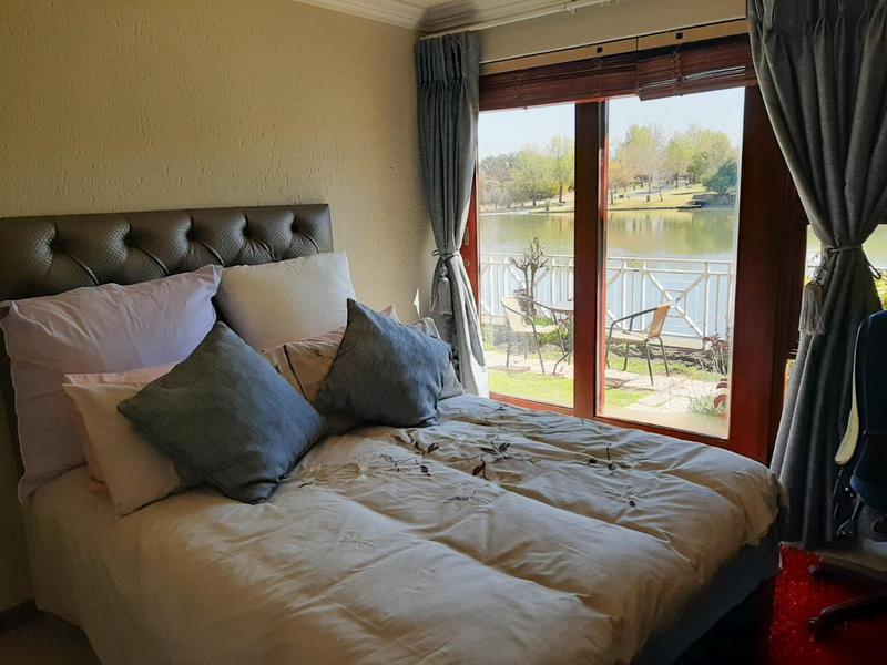 To Let 3 Bedroom Property for Rent in Cedar Lakes Gauteng