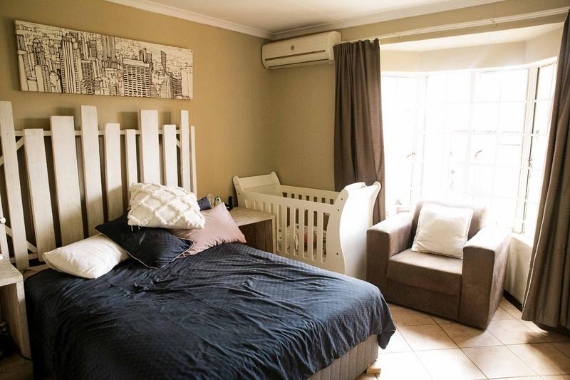 2 Bedroom Property for Sale in Stone Ridge Gauteng