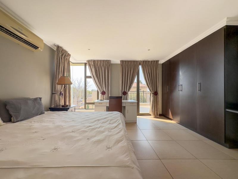 5 Bedroom Property for Sale in Carlswald North Estate Gauteng