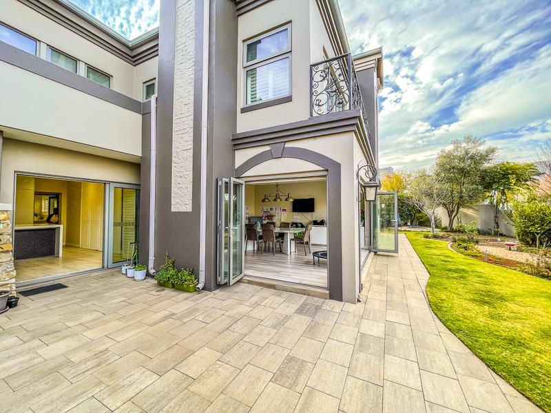 5 Bedroom Property for Sale in Midlands Estate Gauteng