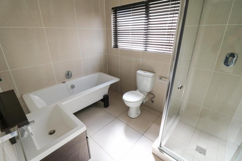 2 Bedroom Property for Sale in Kyalami Gauteng