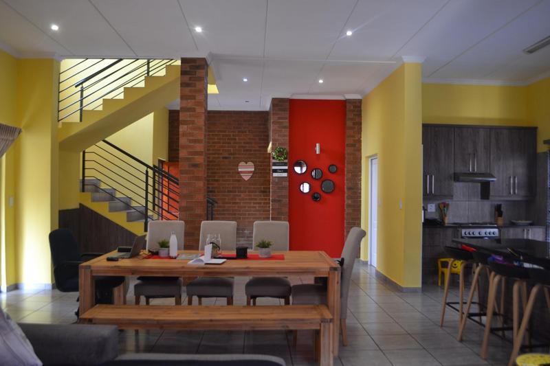 3 Bedroom Property for Sale in Ruimsig Country Estate Gauteng