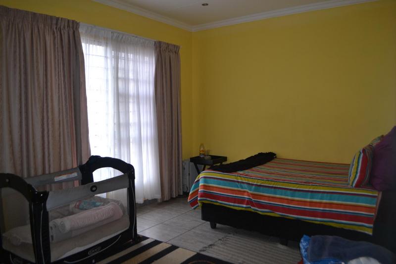 3 Bedroom Property for Sale in Ruimsig Country Estate Gauteng