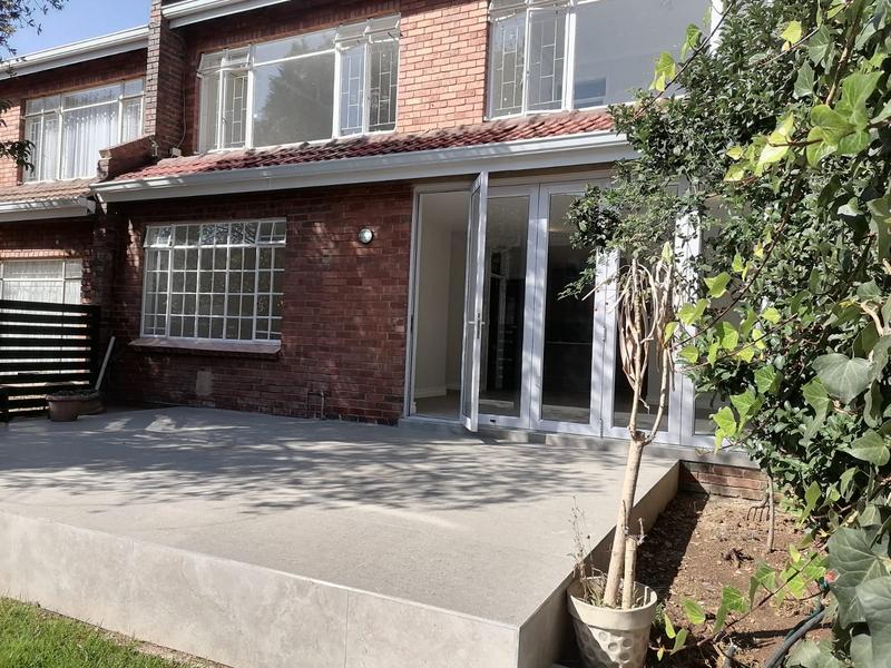 To Let 3 Bedroom Property for Rent in Ashlea Gardens Gauteng