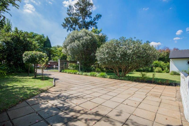 4 Bedroom Property for Sale in Brackenhurst Gauteng