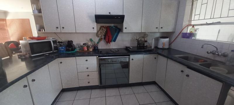 3 Bedroom Property for Sale in Esther Park Gauteng