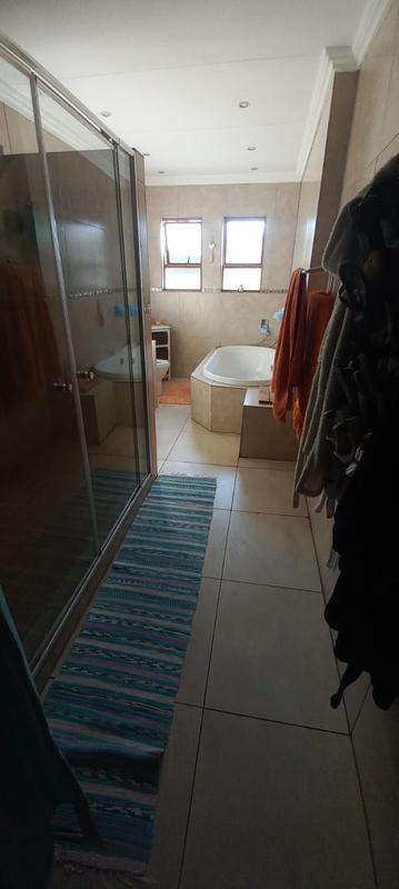 3 Bedroom Property for Sale in Esther Park Gauteng