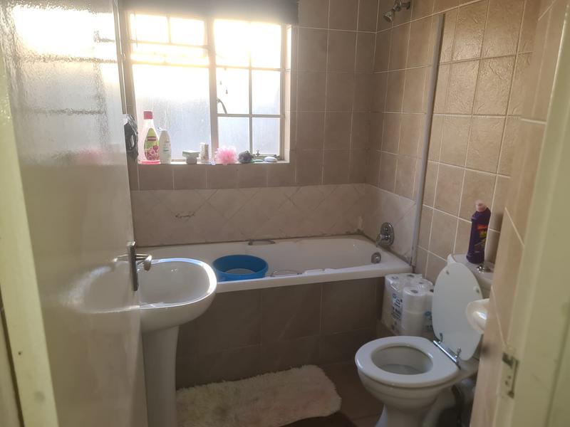 2 Bedroom Property for Sale in Primrose Hill Gauteng