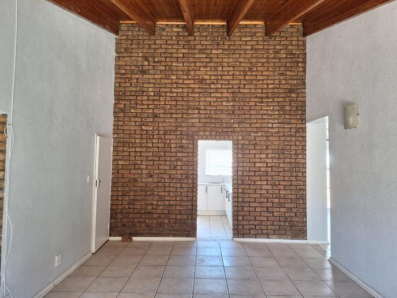 2 Bedroom Property for Sale in Strubenvale Gauteng