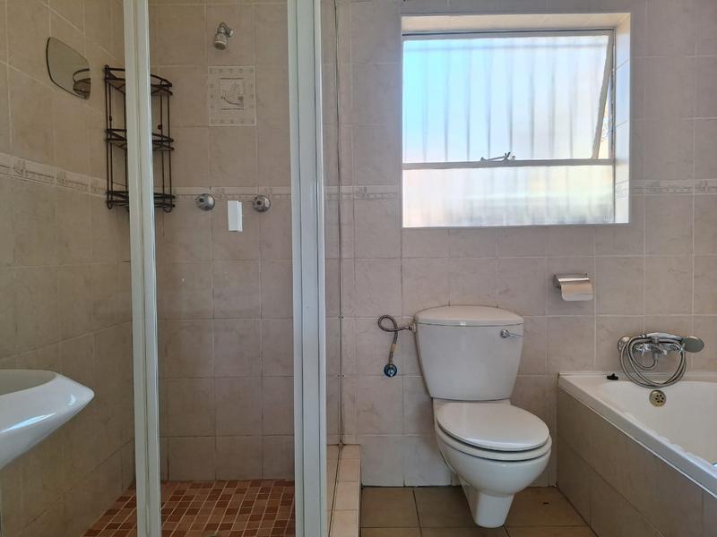 2 Bedroom Property for Sale in Strubenvale Gauteng