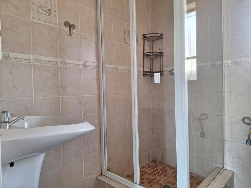 2 Bedroom Property for Sale in Strubenvale Gauteng