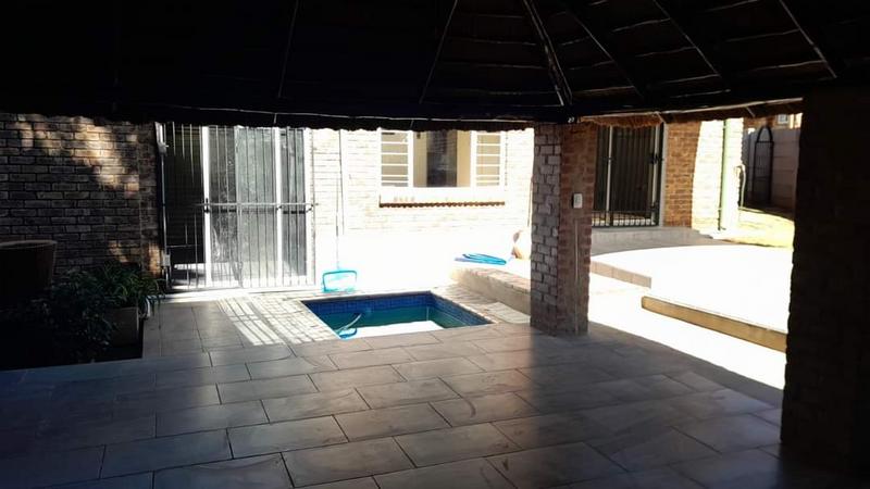 To Let 2 Bedroom Property for Rent in Highveld Gauteng