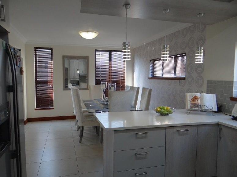 3 Bedroom Property for Sale in Midstream Ridge Gauteng