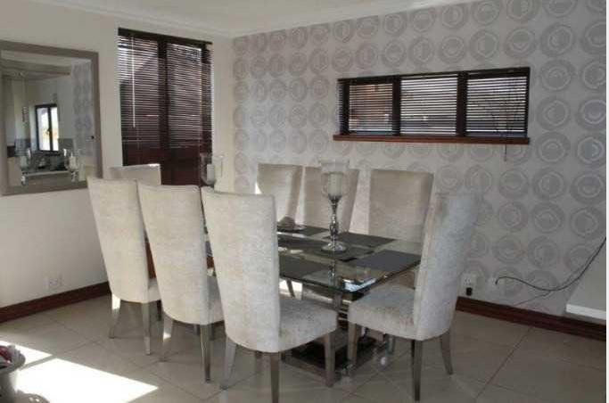 3 Bedroom Property for Sale in Midstream Ridge Gauteng