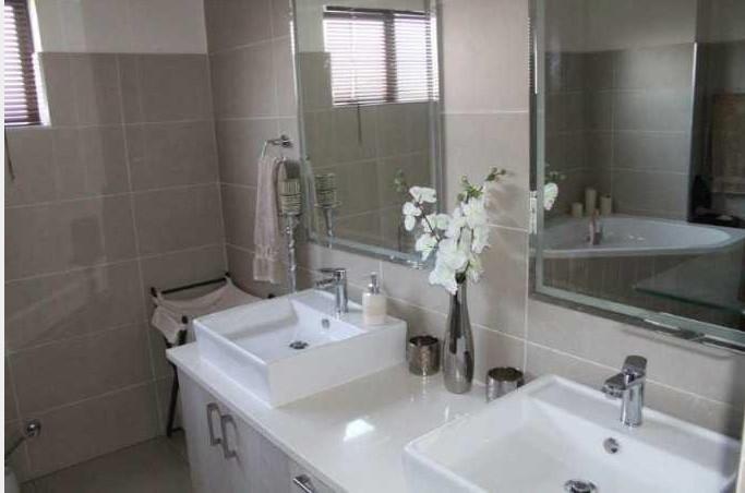 3 Bedroom Property for Sale in Midstream Ridge Gauteng