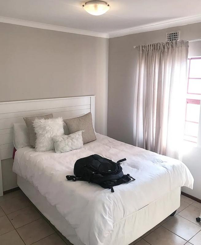 2 Bedroom Property for Sale in Noordwyk Gauteng