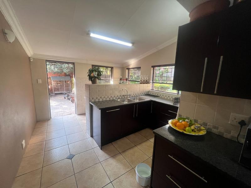 4 Bedroom Property for Sale in Florauna Gauteng