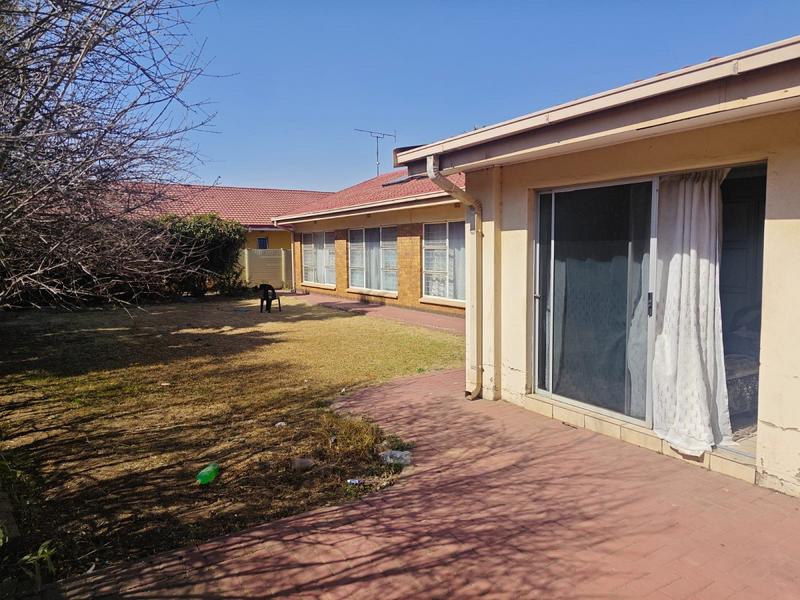 11 Bedroom Property for Sale in Vanderbijlpark SE 7 Gauteng