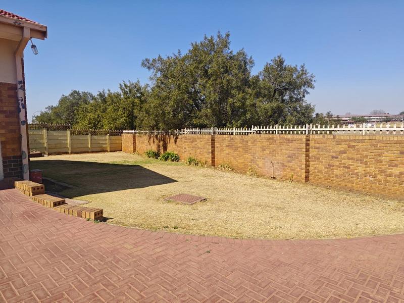 11 Bedroom Property for Sale in Vanderbijlpark SE 7 Gauteng