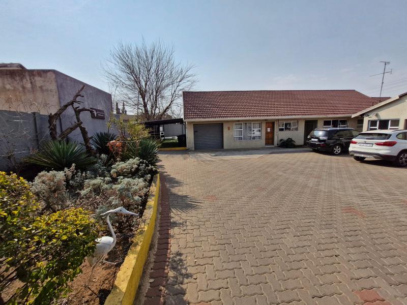 Commercial Property for Sale in Rhodesfield Gauteng