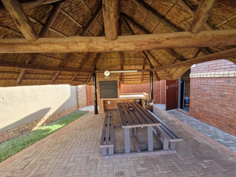 3 Bedroom Property for Sale in Monavoni Gauteng