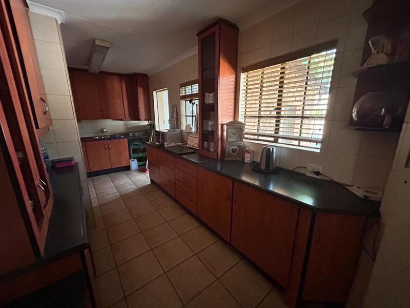 4 Bedroom Property for Sale in The Reeds Gauteng