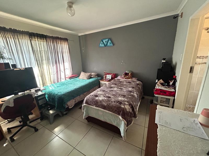 4 Bedroom Property for Sale in The Reeds Gauteng