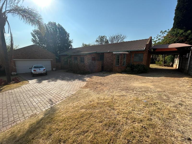 4 Bedroom Property for Sale in The Reeds Gauteng