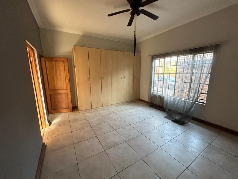 4 Bedroom Property for Sale in The Reeds Gauteng