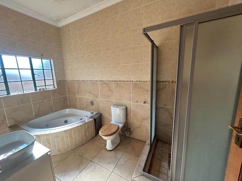 4 Bedroom Property for Sale in The Reeds Gauteng