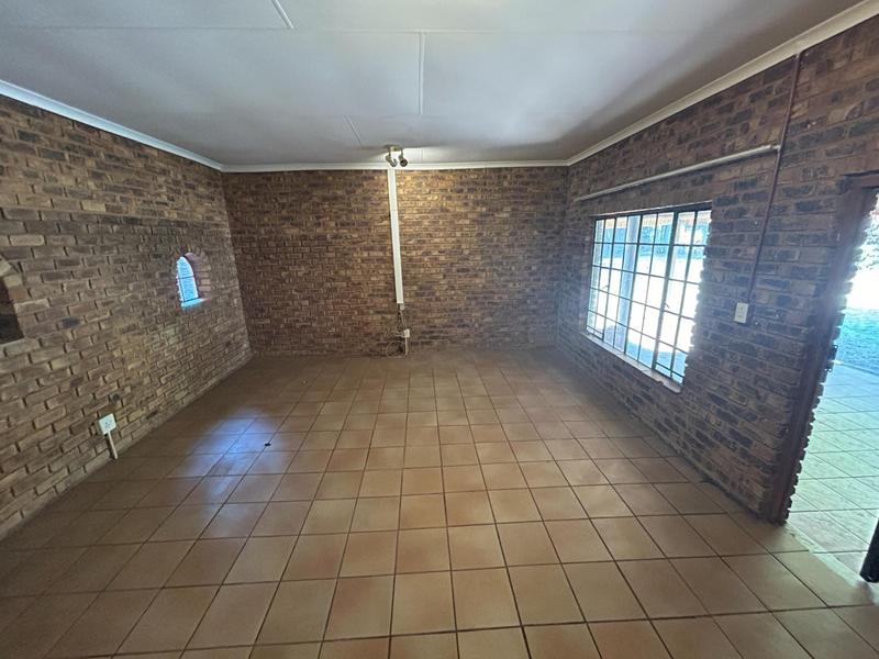 4 Bedroom Property for Sale in The Reeds Gauteng