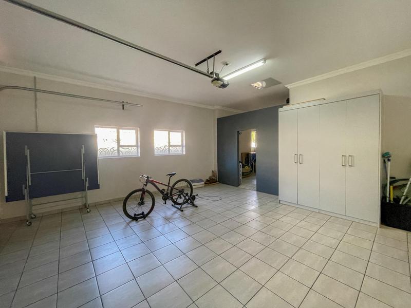 3 Bedroom Property for Sale in Midstream Ridge Gauteng