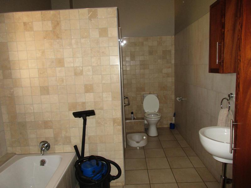 To Let 1 Bedroom Property for Rent in Retire at Midstream Gauteng