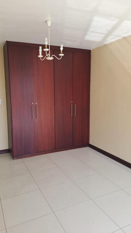 To Let 2 Bedroom Property for Rent in Killarney Gauteng