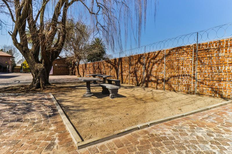 To Let 3 Bedroom Property for Rent in Strubenvale Gauteng