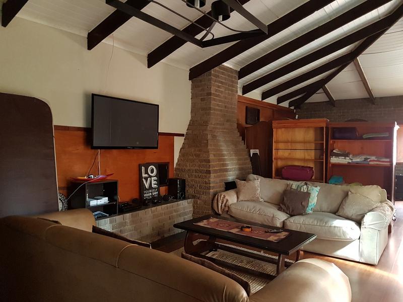 7 Bedroom Property for Sale in Eldoraigne Gauteng