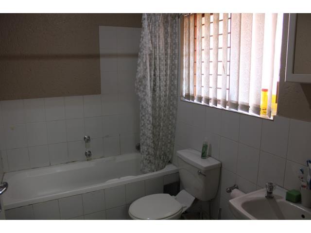 To Let 1 Bedroom Property for Rent in Westdene Gauteng