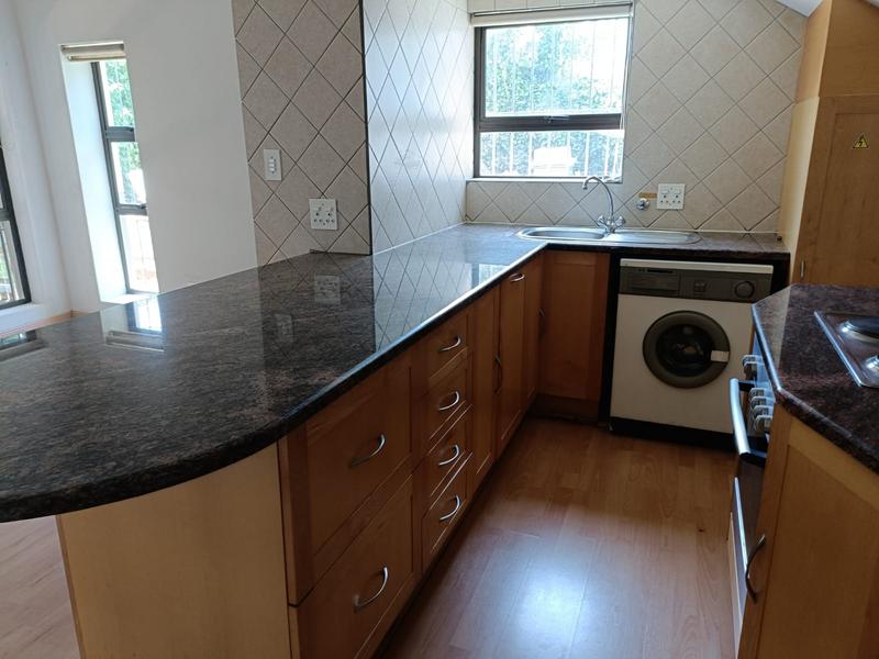 To Let 1 Bedroom Property for Rent in Beverley Gauteng