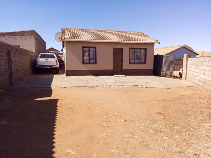 2 Bedroom Property for Sale in Protea Glen Gauteng