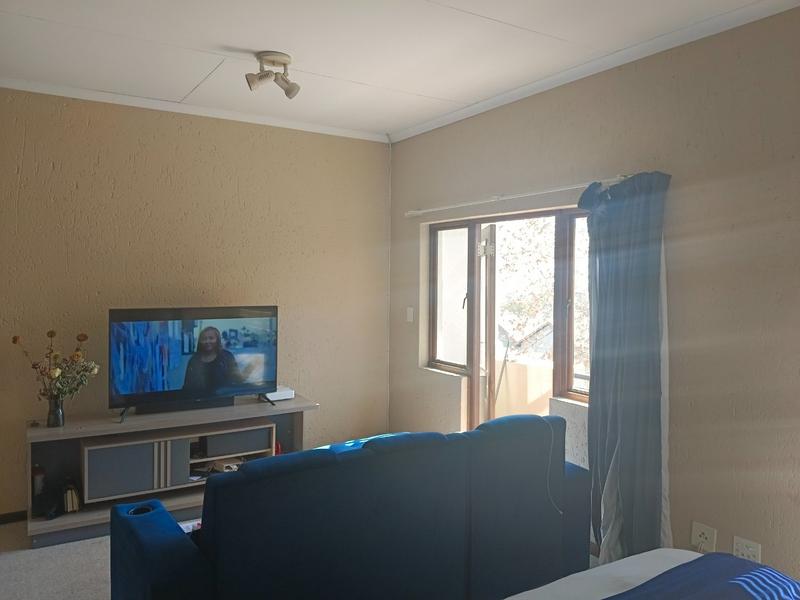 1 Bedroom Property for Sale in Paulshof Gauteng