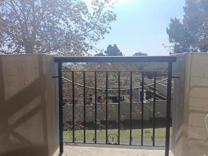 1 Bedroom Property for Sale in Paulshof Gauteng