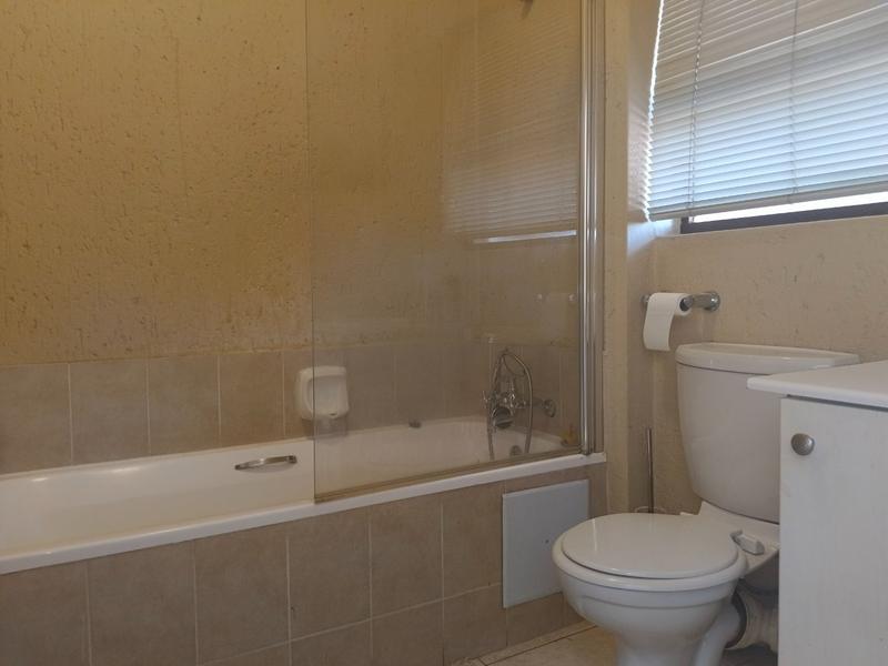 1 Bedroom Property for Sale in Paulshof Gauteng