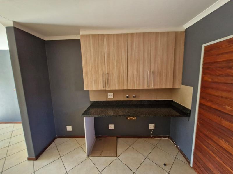 3 Bedroom Property for Sale in Monavoni Gauteng