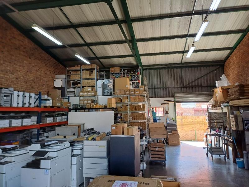 To Let commercial Property for Rent in Hennopspark Gauteng