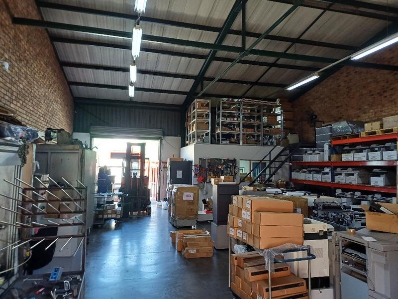 To Let commercial Property for Rent in Hennopspark Gauteng