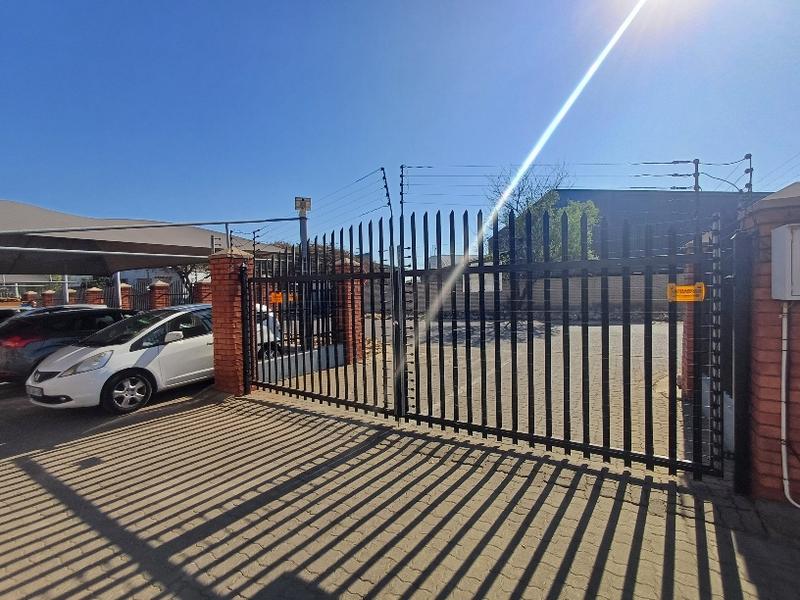 To Let commercial Property for Rent in Hennopspark Gauteng