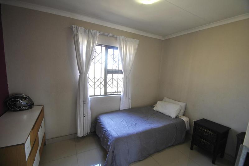 4 Bedroom Property for Sale in Klippoortjie Gauteng