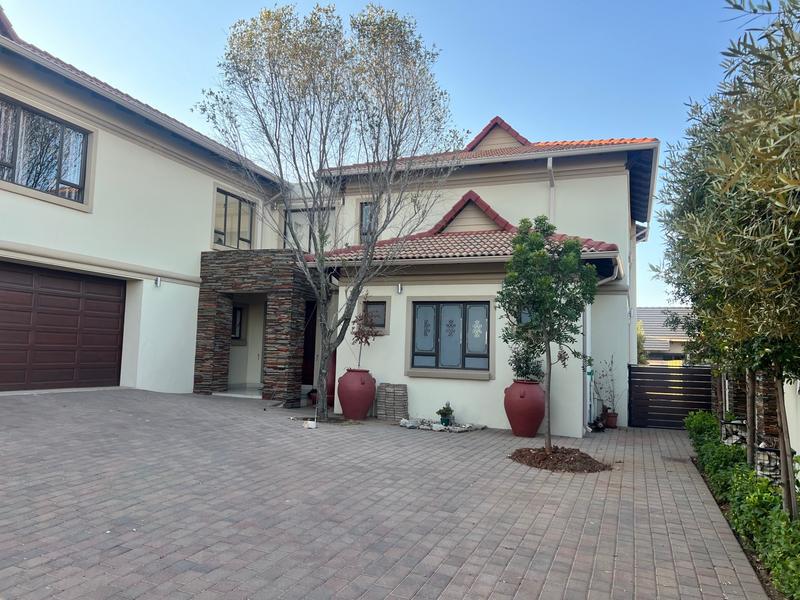 To Let 5 Bedroom Property for Rent in Midlands Estate Gauteng