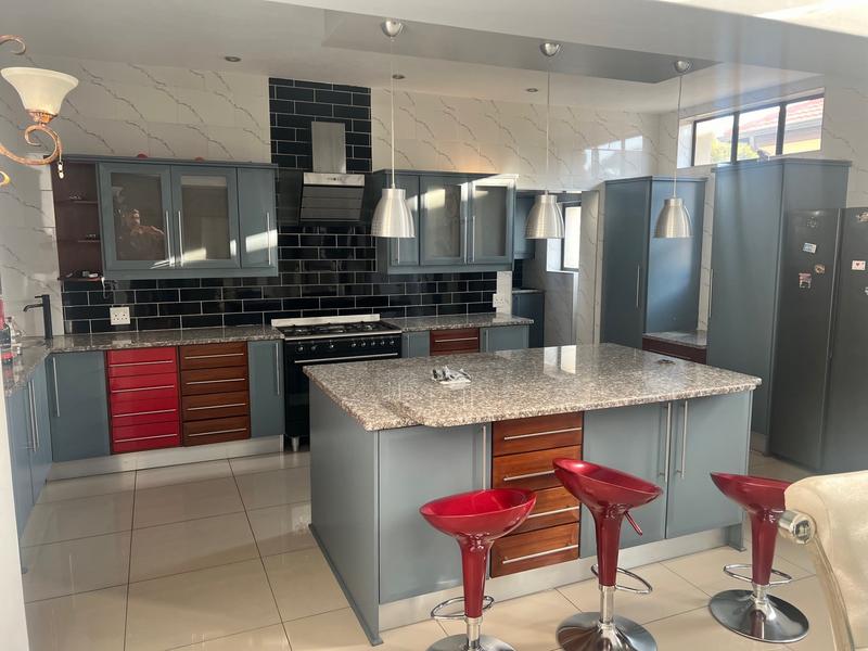 To Let 5 Bedroom Property for Rent in Midlands Estate Gauteng